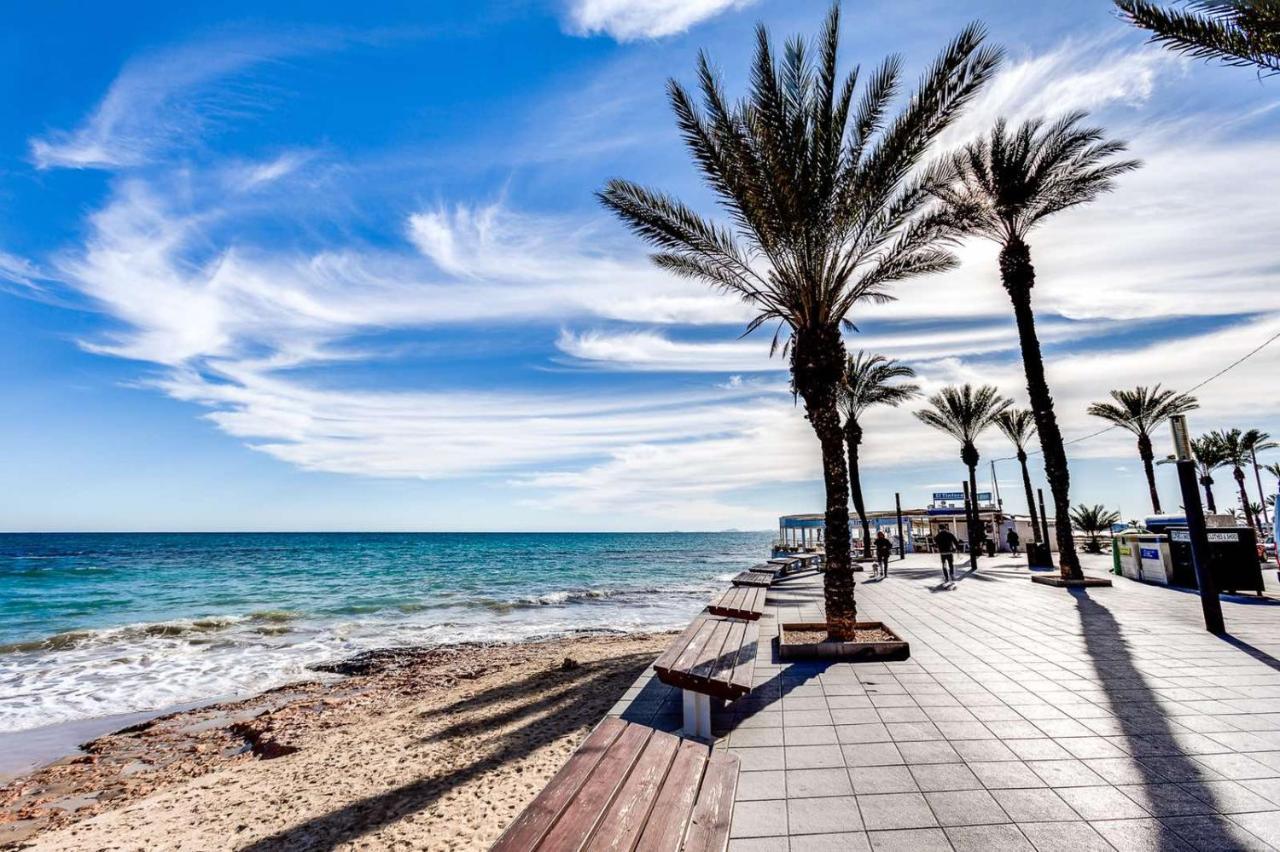 Сomfortable Apartament Caballero De Rodas Torrevieja Kültér fotó