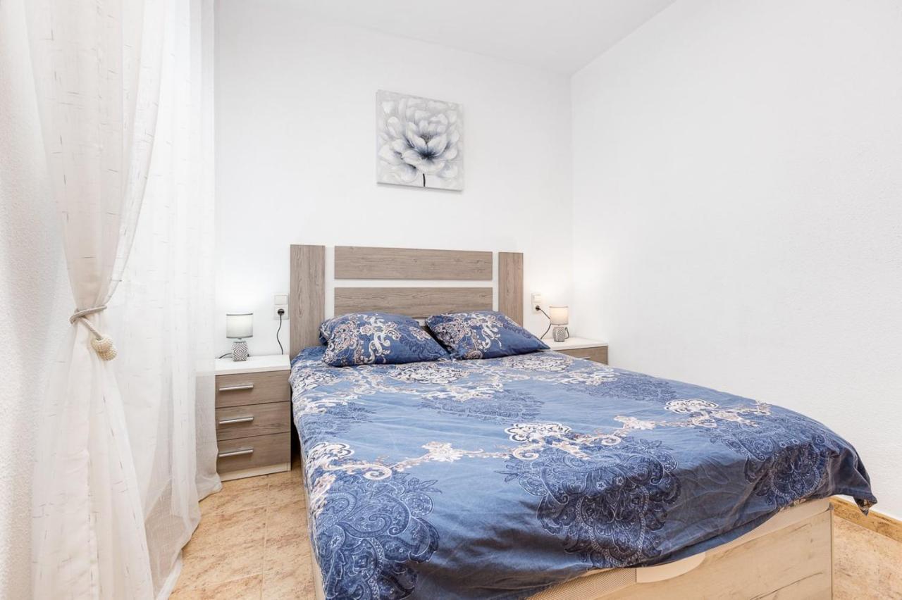 Сomfortable Apartament Caballero De Rodas Torrevieja Kültér fotó