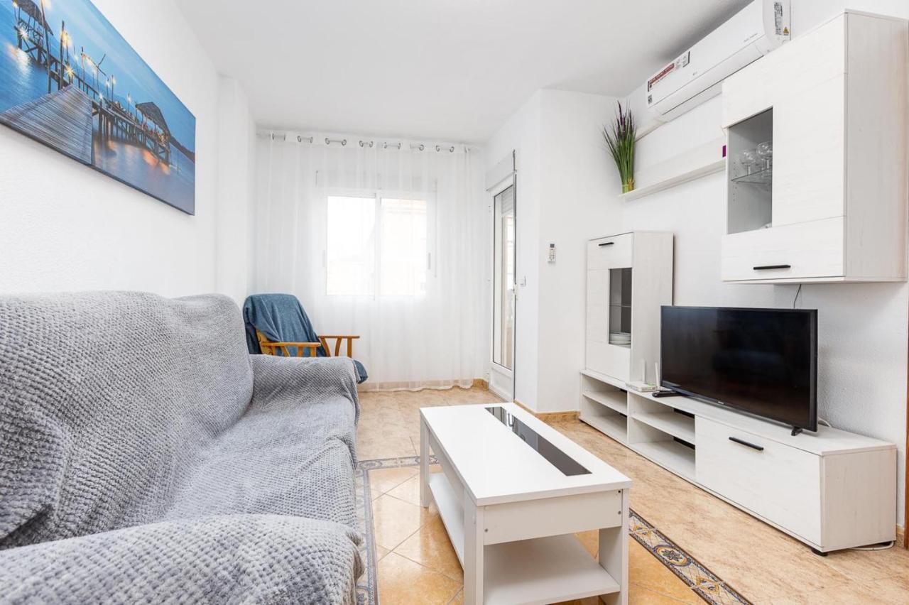 Сomfortable Apartament Caballero De Rodas Torrevieja Kültér fotó